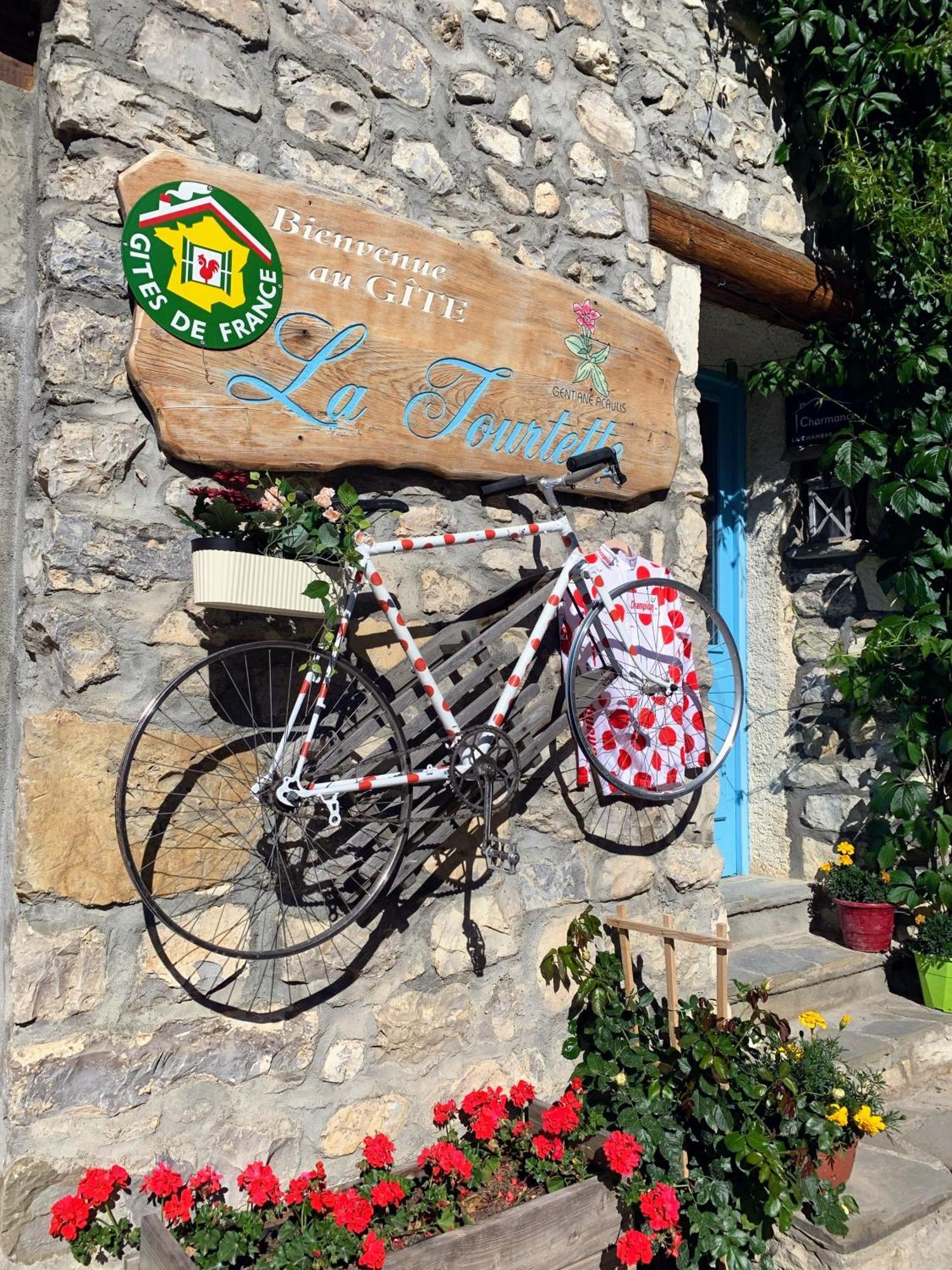 לינה וארוחת בוקר Saint-Étienne-en-Dévoluy La Tourtette מראה חיצוני תמונה